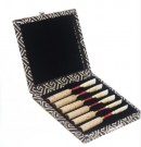 Tre etui med grått silkestoff dekor til 6 oborør  thumbnail