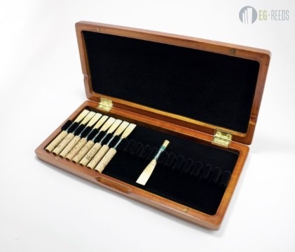 Tre etui for 20 oborør EG-Reeds - Rødbrun